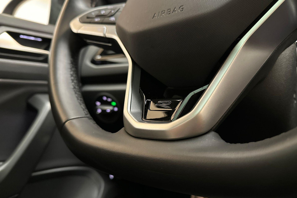 Volkswagen T-Roc (KFJ53G) met abonnement