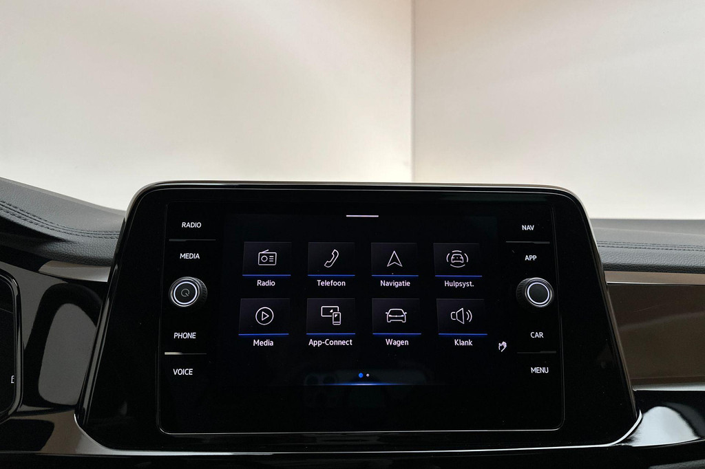 Volkswagen T-Roc (KFJ53G) met abonnement