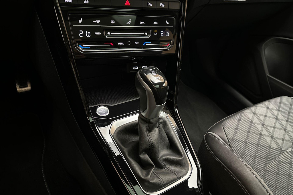 Volkswagen T-Roc (KFJ53G) met abonnement