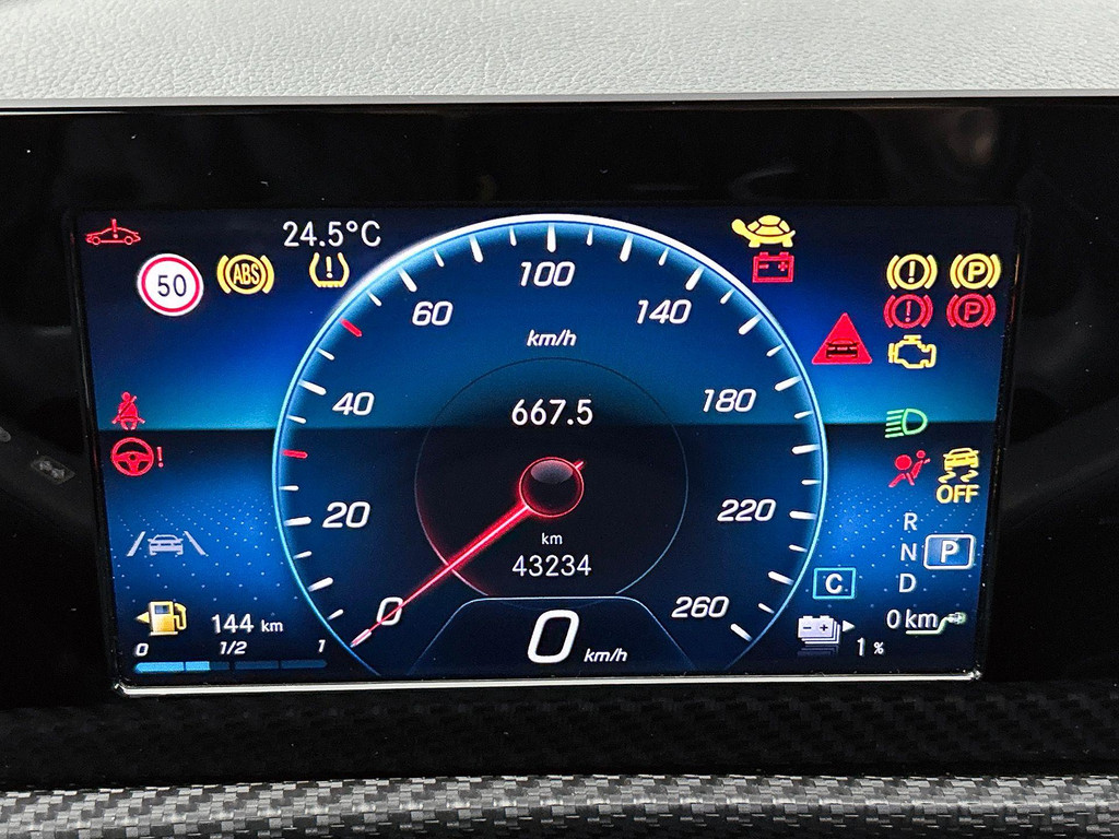 Mercedes-Benz A-Klasse (KFJ81V) met abonnement