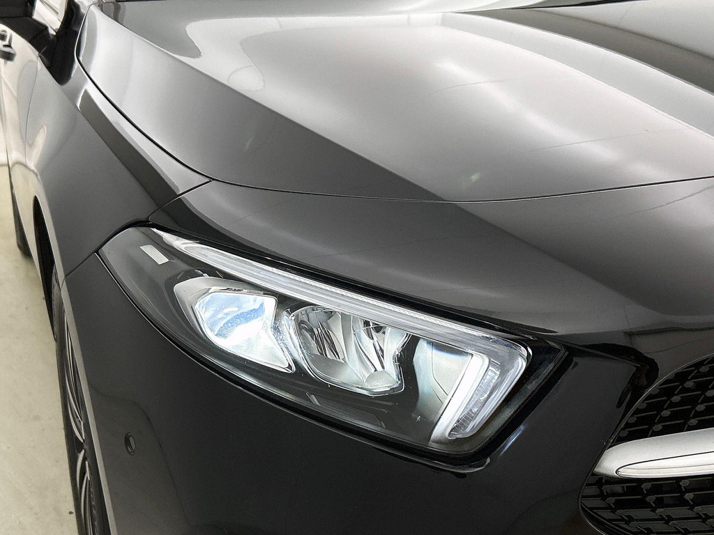 Mercedes-Benz A-Klasse (KFJ81V) met abonnement