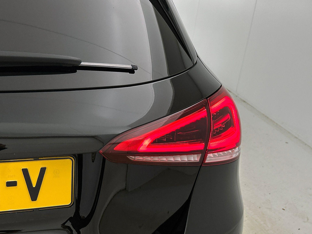 Mercedes-Benz A-Klasse (KFJ81V) met abonnement