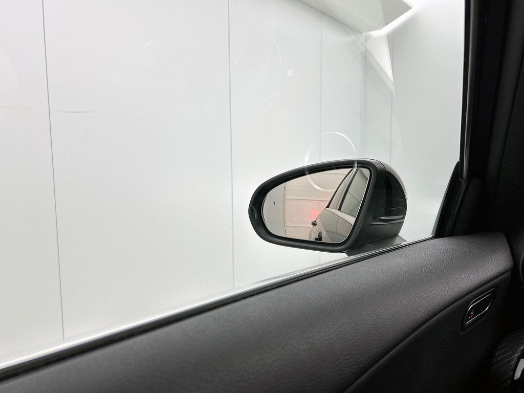 Mercedes-Benz A-Klasse (KFJ81V) met abonnement