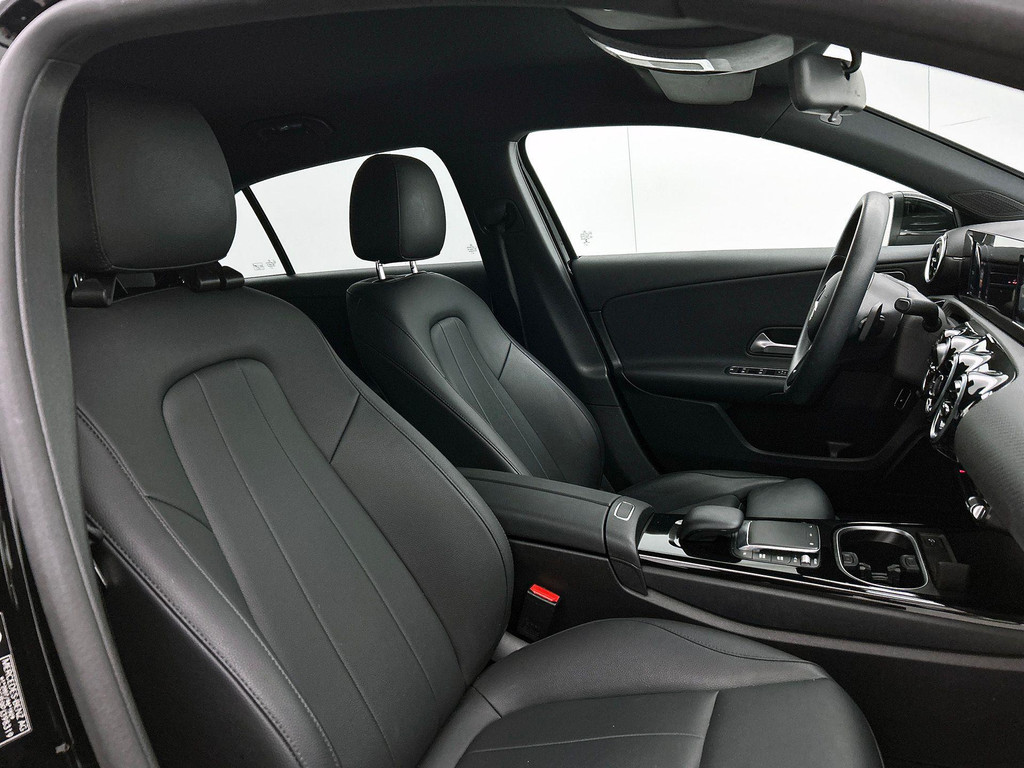 Mercedes-Benz A-Klasse (KFJ81V) met abonnement