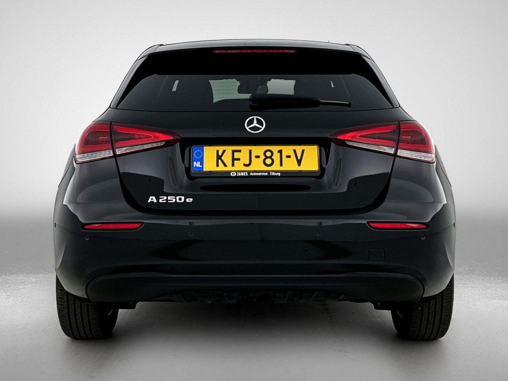 Mercedes-Benz A-Klasse (KFJ81V) met abonnement