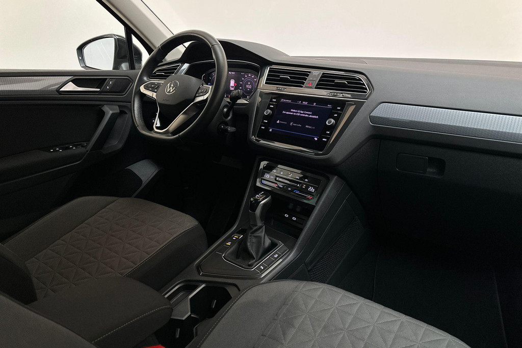 Volkswagen Tiguan (T542RH) met abonnement