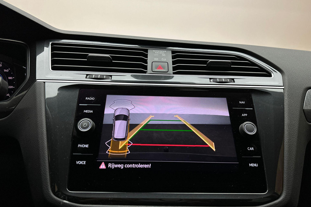 Volkswagen Tiguan (T542RH) met abonnement