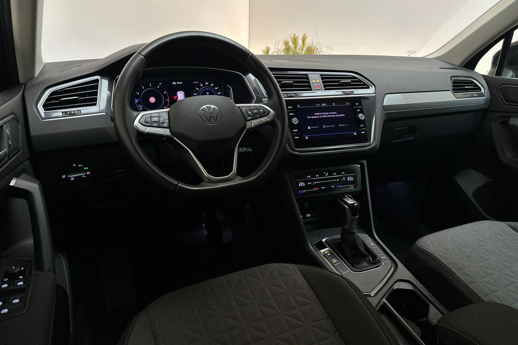 Volkswagen Tiguan (T542RH) met abonnement