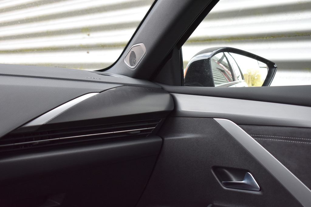 Opel Astra (KFF33Z) met abonnement