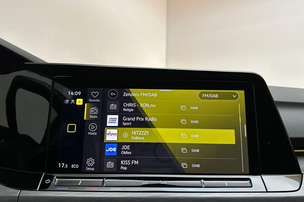 Volkswagen Golf (R560BS) met abonnement