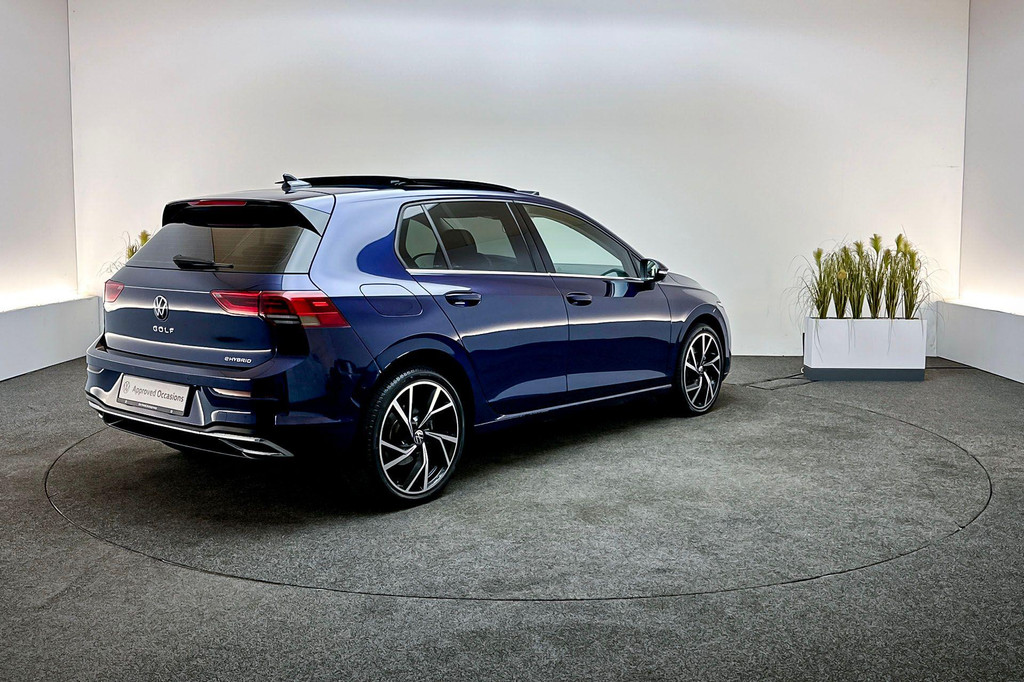 Volkswagen Golf (R560BS) met abonnement