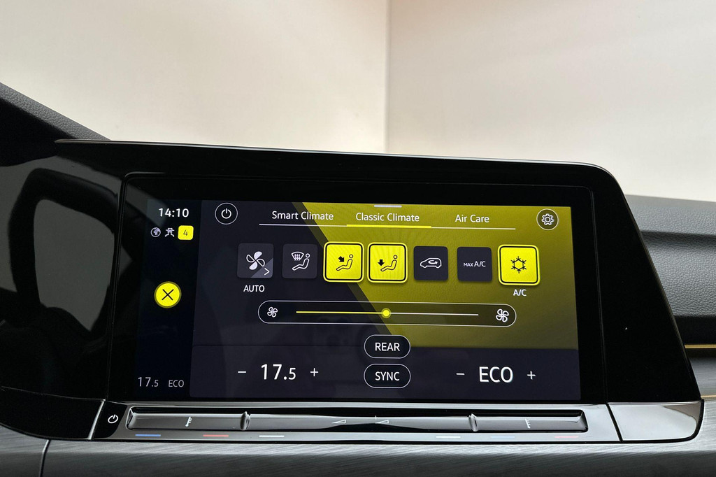 Volkswagen Golf (R560BS) met abonnement