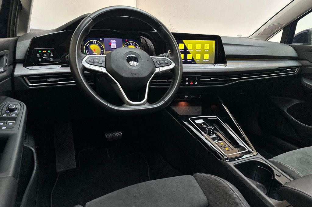 Volkswagen Golf (R560BS) met abonnement