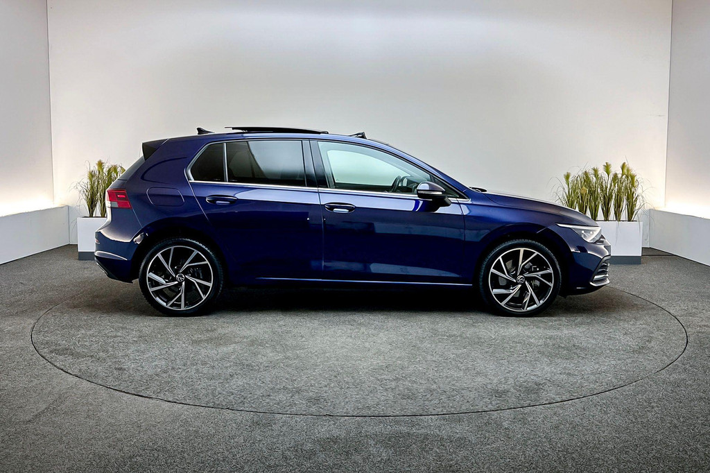 Volkswagen Golf (R560BS) met abonnement