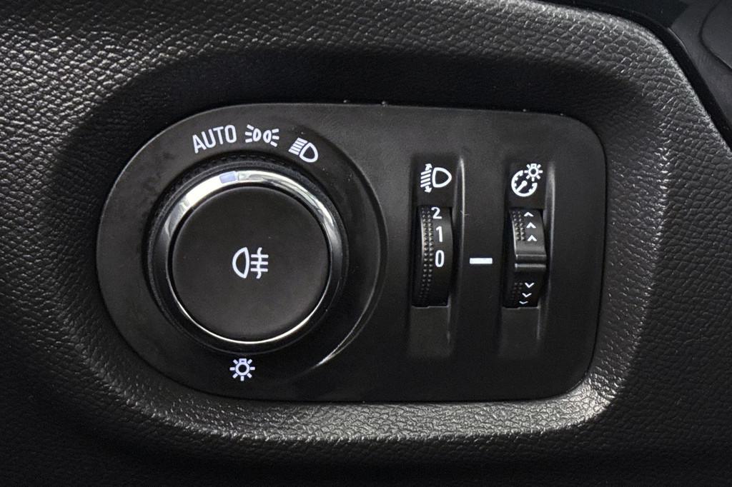 Opel Corsa (T830FD) met abonnement