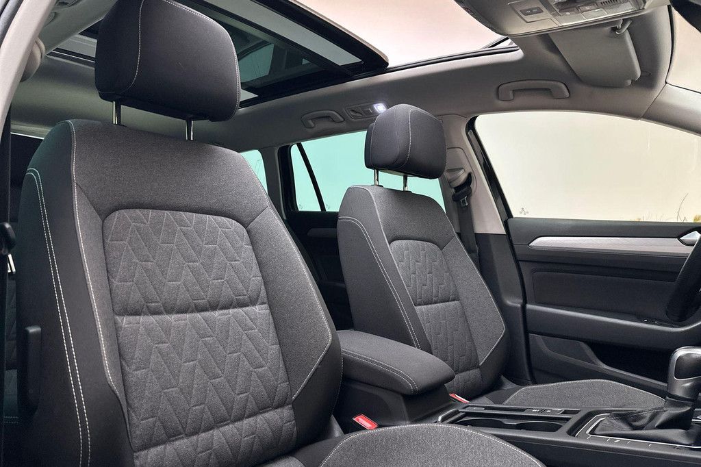 Volkswagen Passat (KDB15P) met abonnement