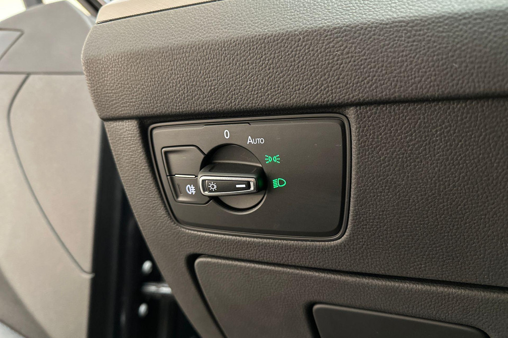 Volkswagen Passat (KDB15P) met abonnement