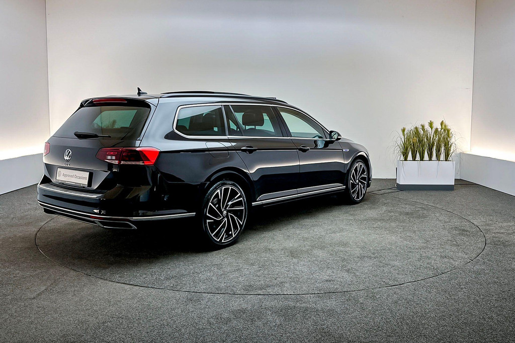 Volkswagen Passat (KDB15P) met abonnement