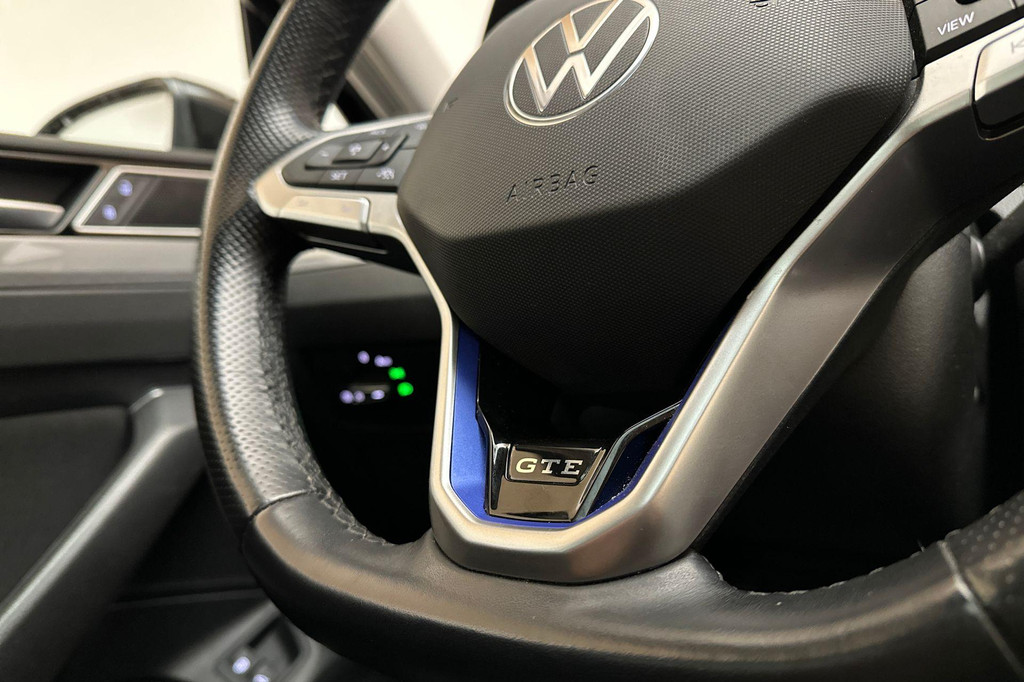 Volkswagen Passat (KDB15P) met abonnement