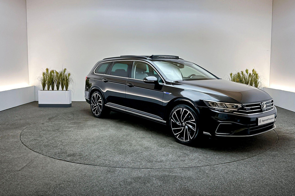 Volkswagen Passat (KDB15P) met abonnement