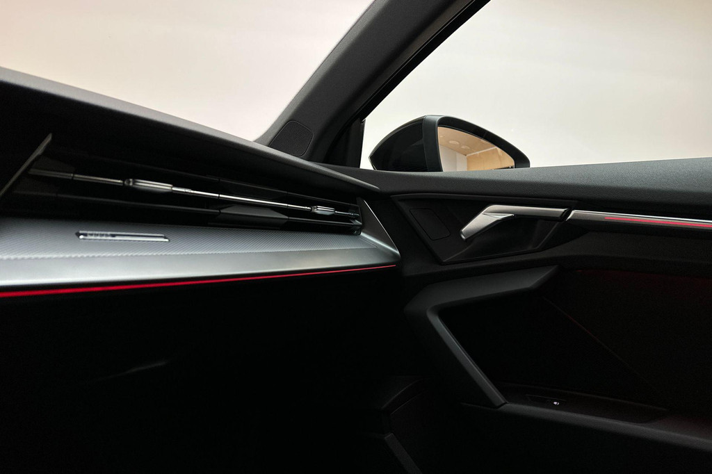 Audi A3 (P829DB) met abonnement