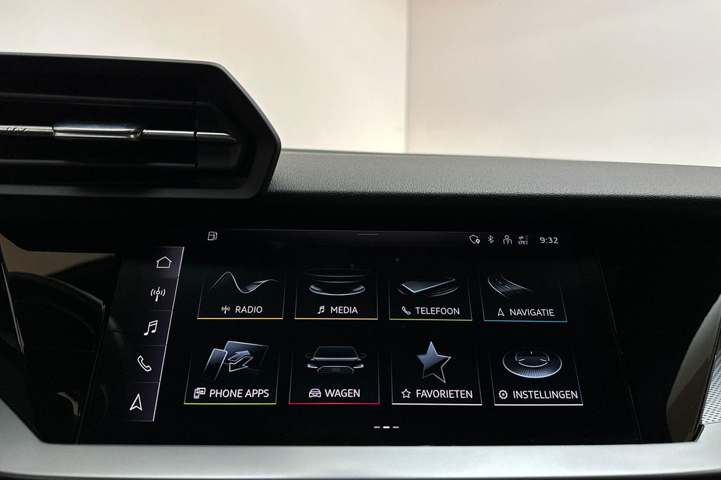 Audi A3 (P829DB) met abonnement