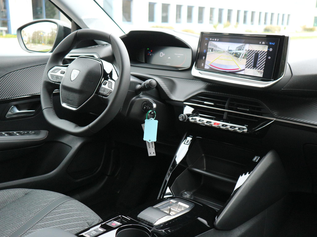 Peugeot 208 (KDP38V) met abonnement