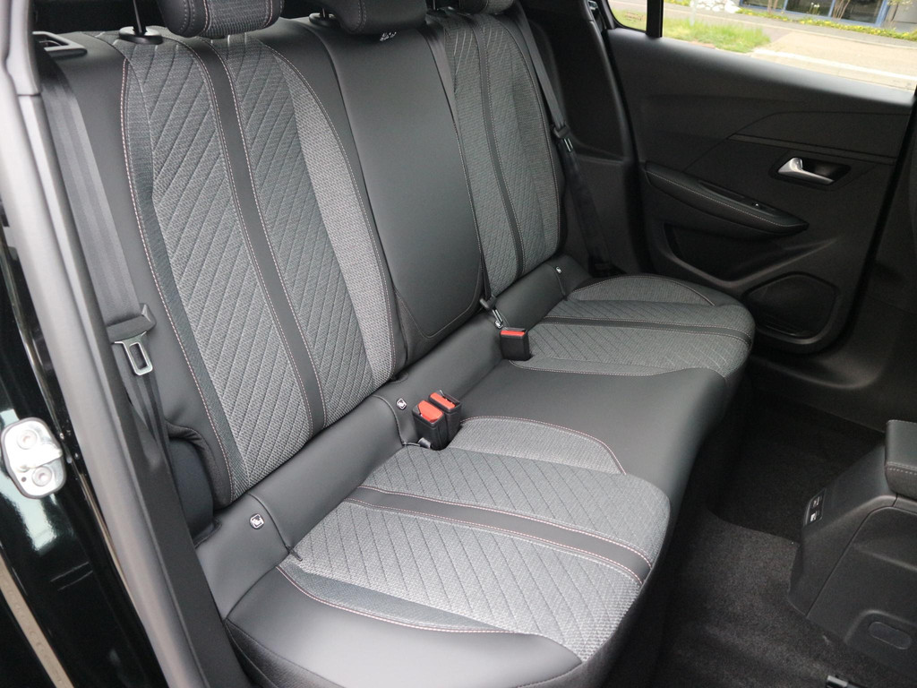 Peugeot 208 (KDP38V) met abonnement