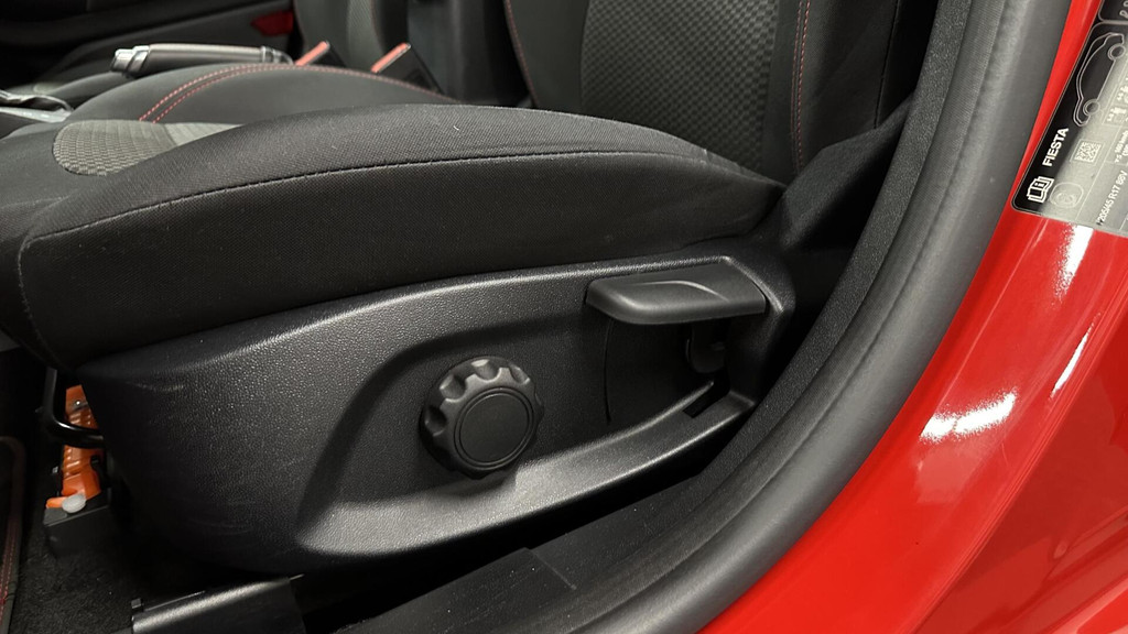 Ford Fiesta (K902SV) met abonnement