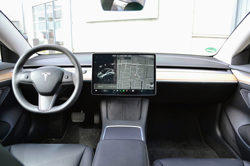 Tesla Model 3 (N809RN) met abonnement