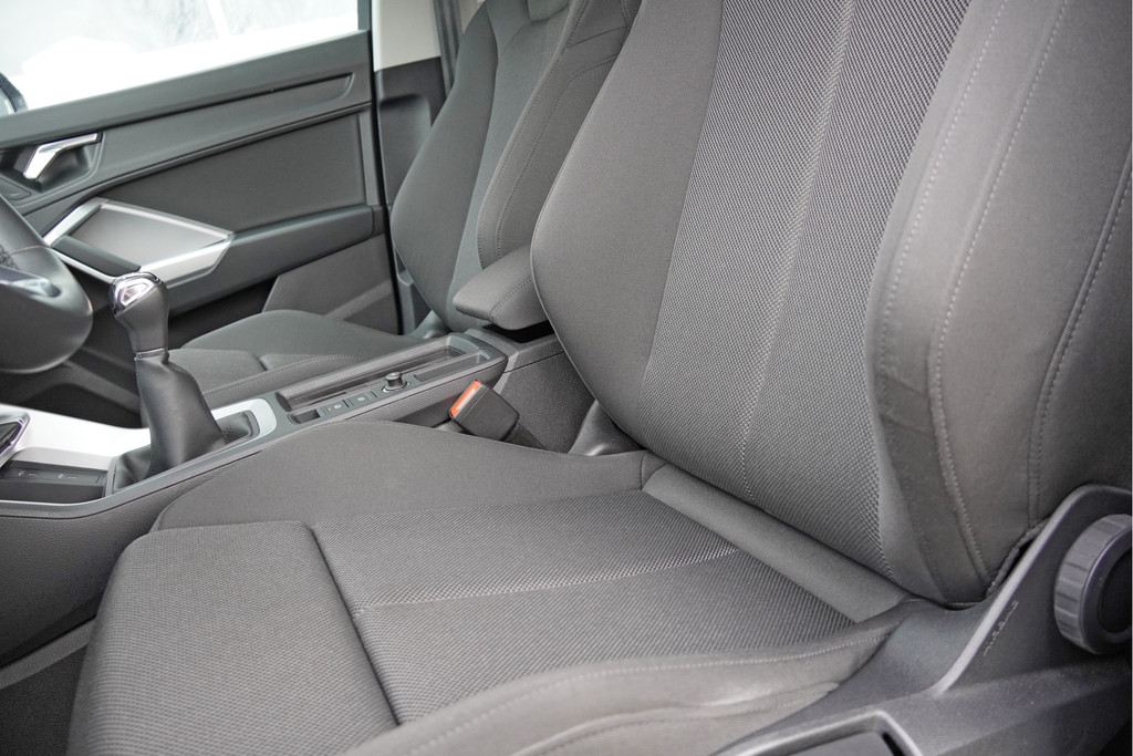 Audi Q3 (L033GR) met abonnement