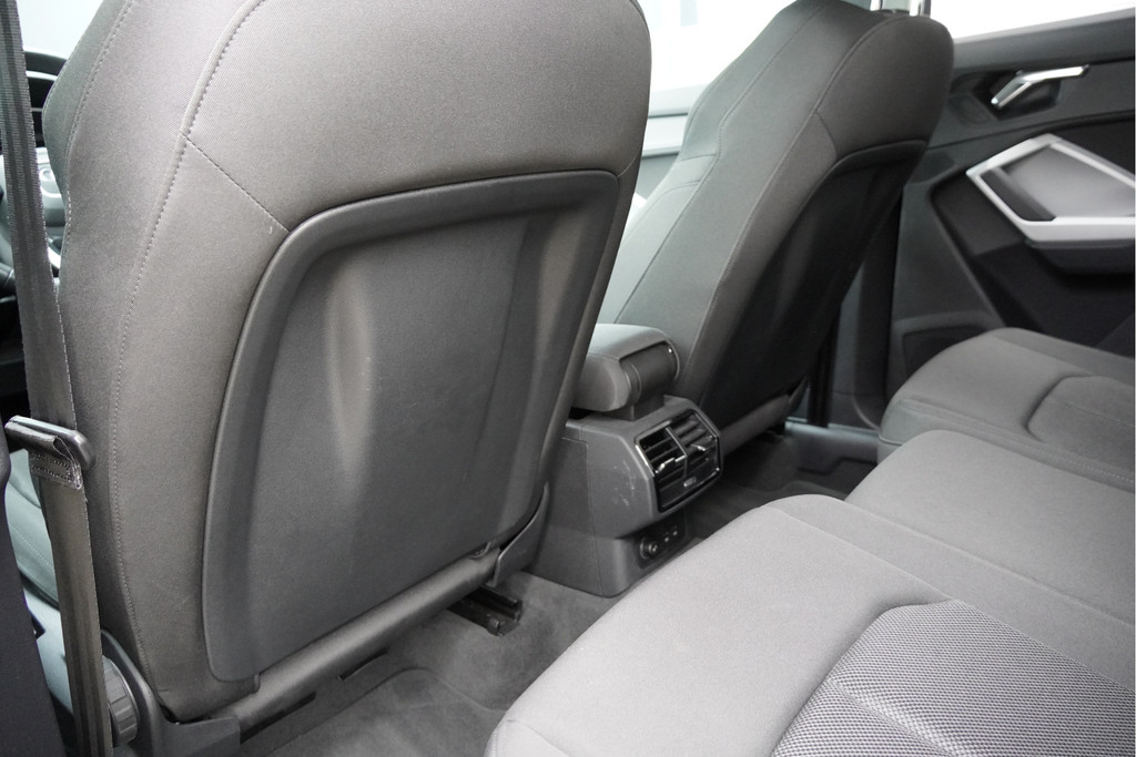 Audi Q3 (L033GR) met abonnement