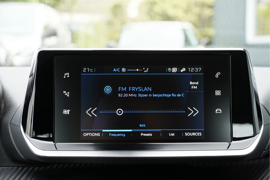 Peugeot 208 (H158RR) met abonnement
