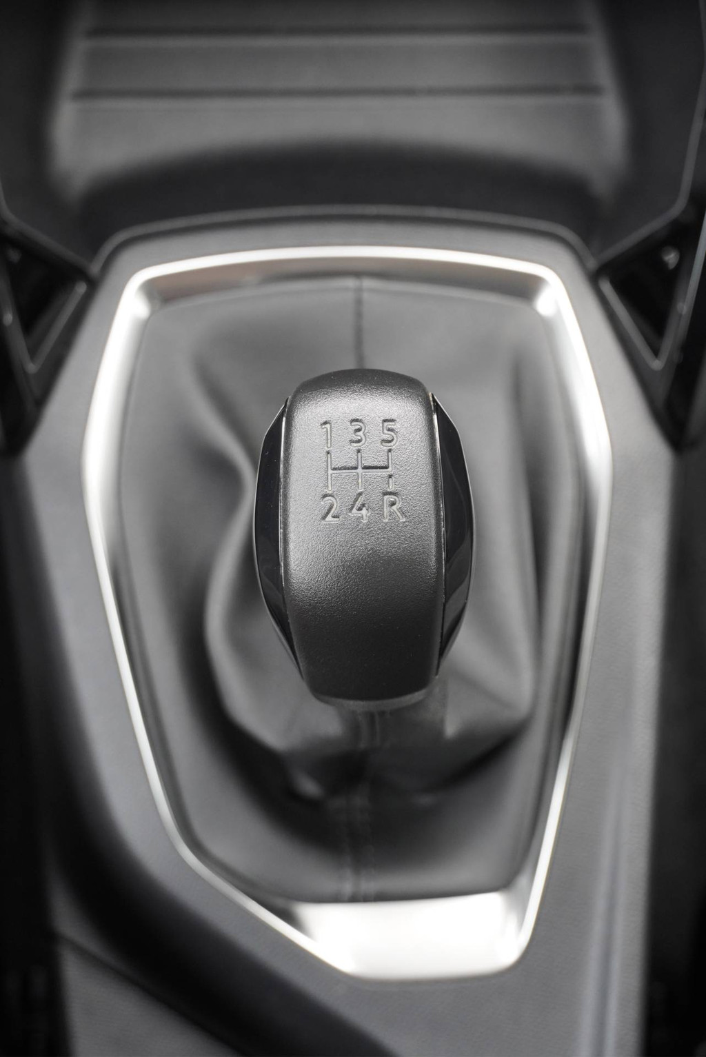 Peugeot 208 (H158RR) met abonnement