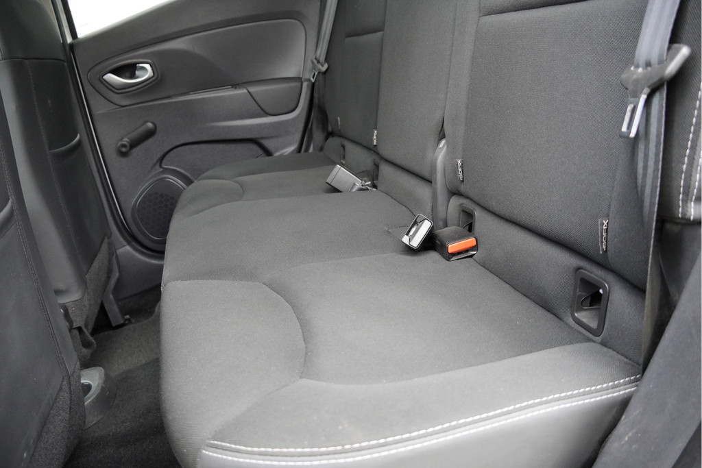 Renault Clio (H283XT) met abonnement