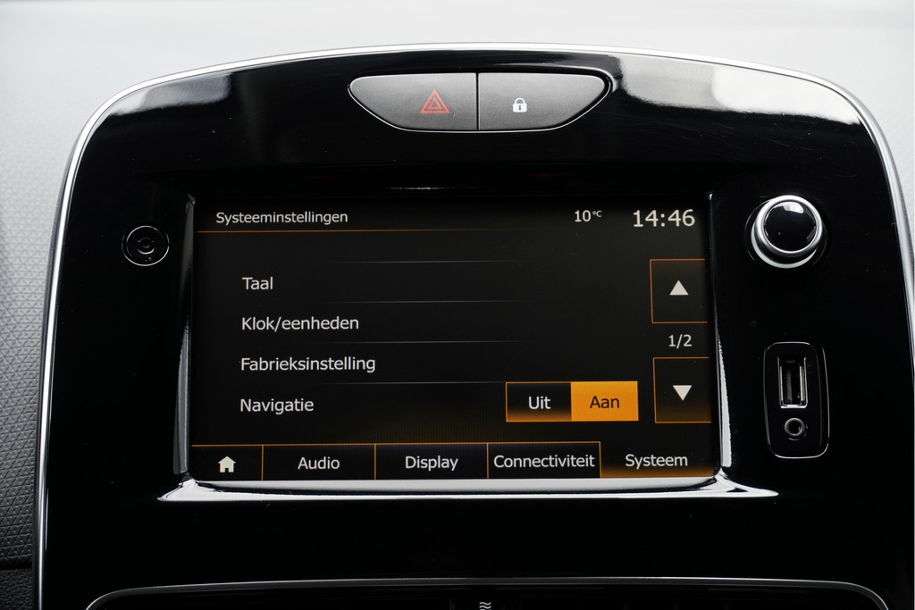 Renault Clio (H283XT) met abonnement