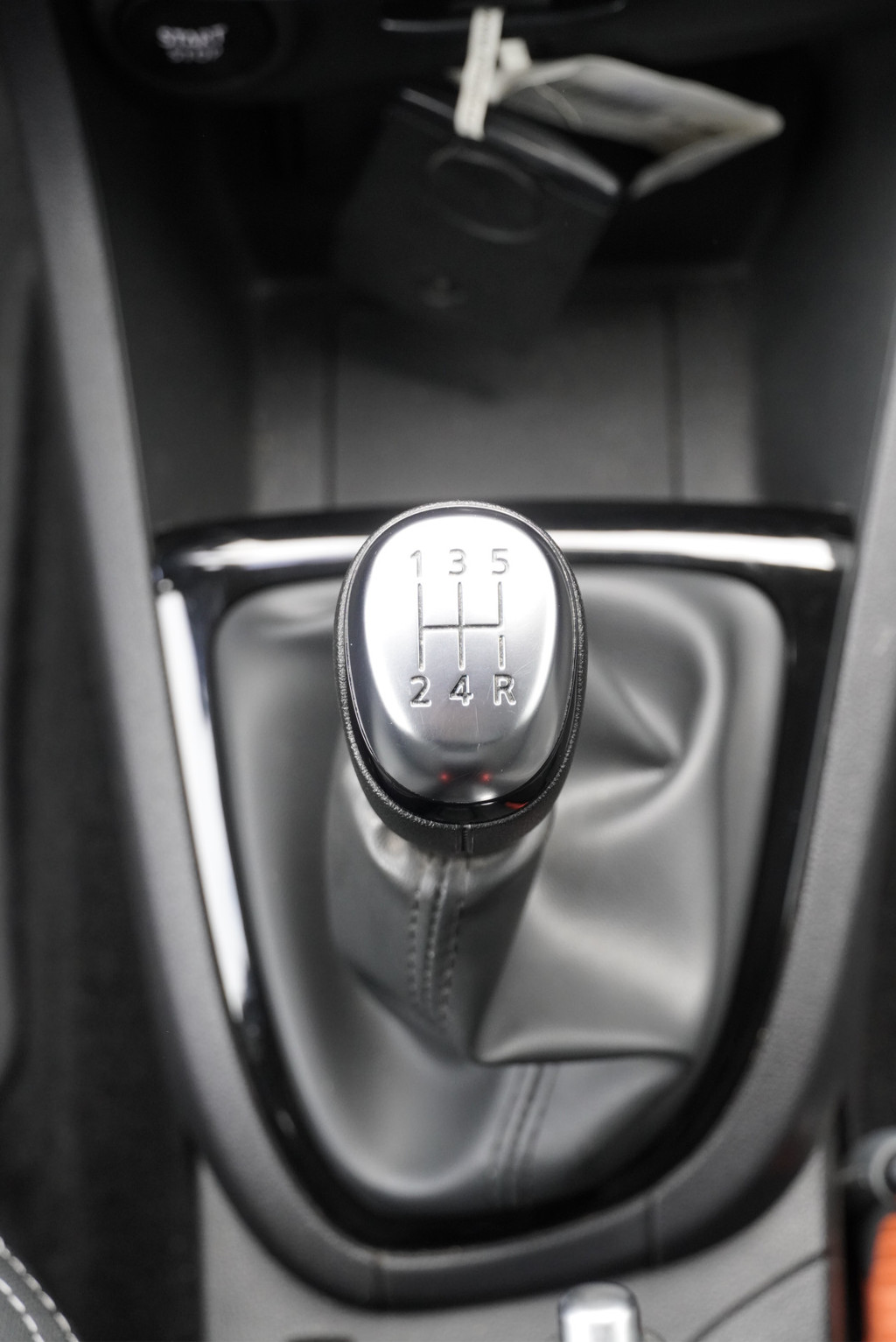 Renault Clio (H283XT) met abonnement