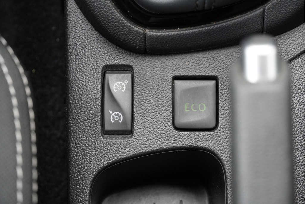 Renault Clio (H283XT) met abonnement