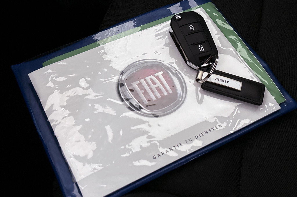 Fiat Panda (JSK99Z) met abonnement