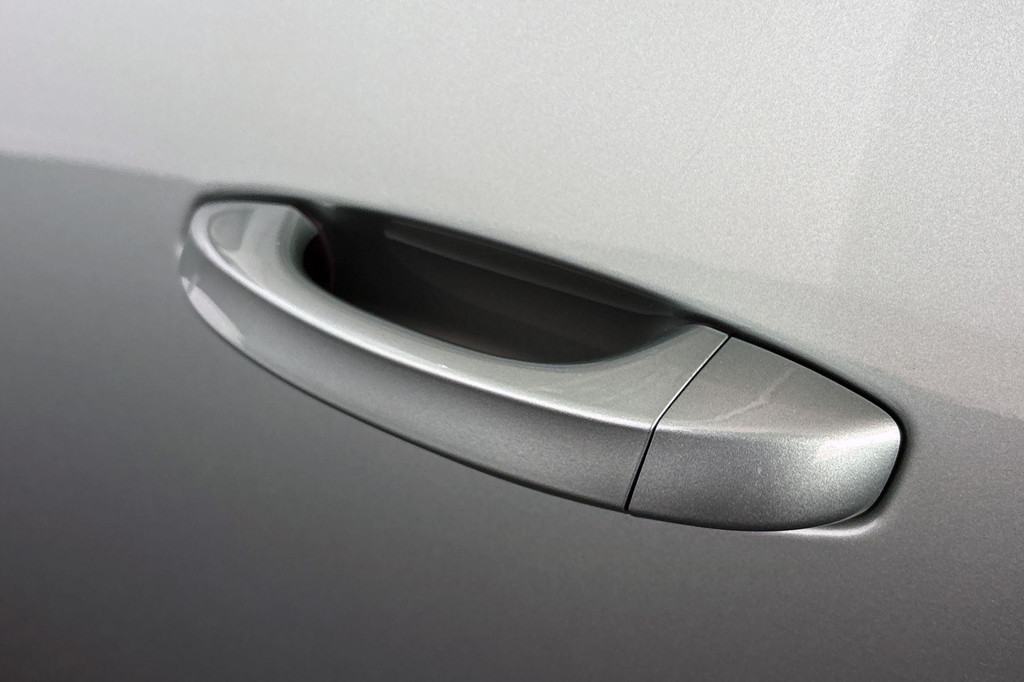 Lancia Ypsilon (JTB16J) met abonnement
