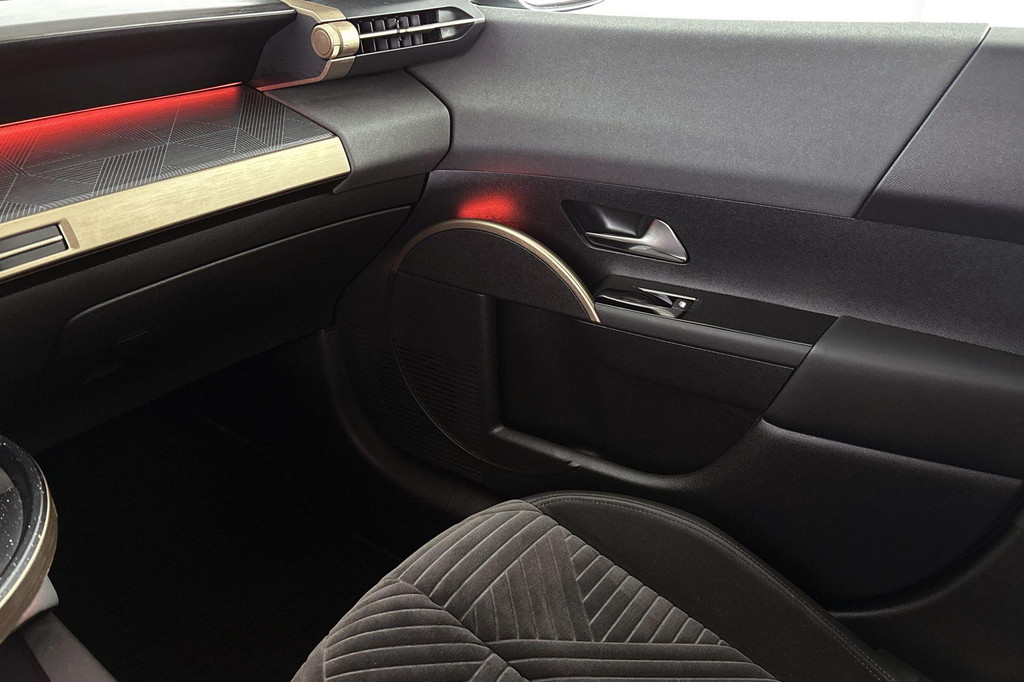 Lancia Ypsilon (JTB16J) met abonnement