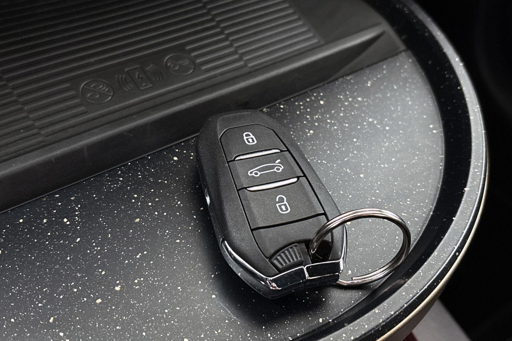 Lancia Ypsilon (JTB16J) met abonnement