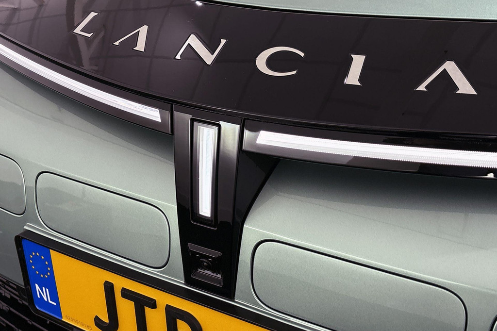 Lancia Ypsilon (JTB16J) met abonnement