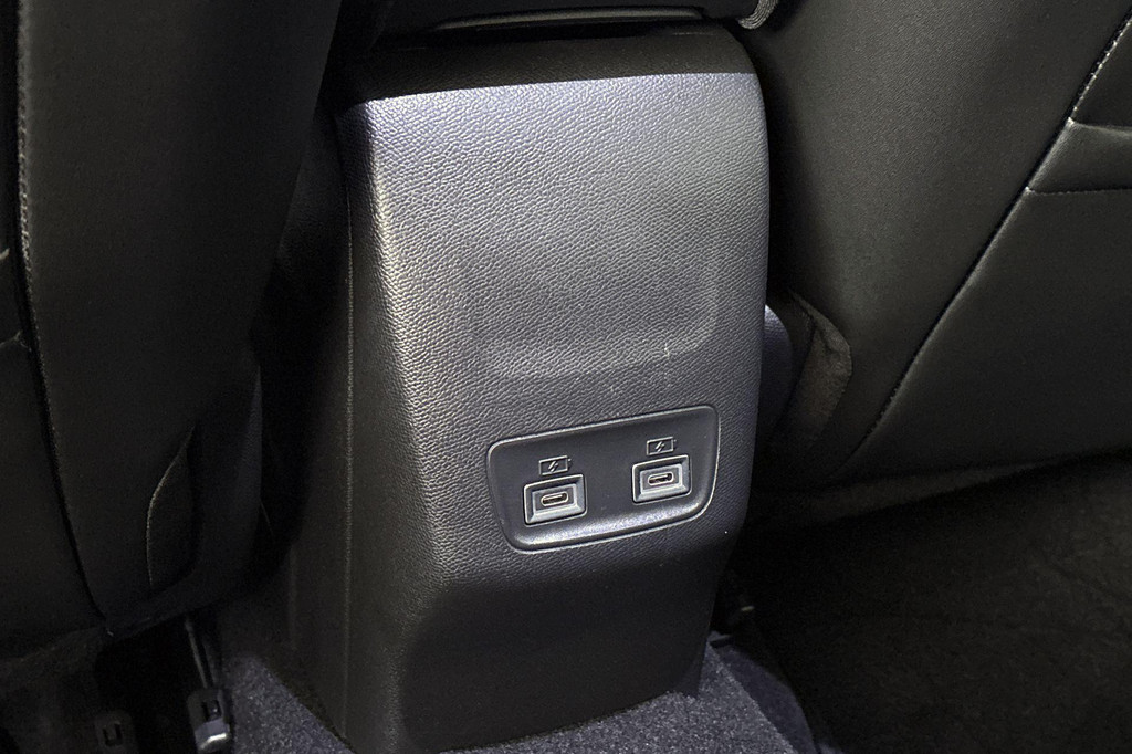 Lancia Ypsilon (JTB16J) met abonnement