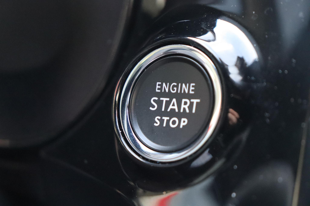 Opel Corsa (JRJ73Z) met abonnement