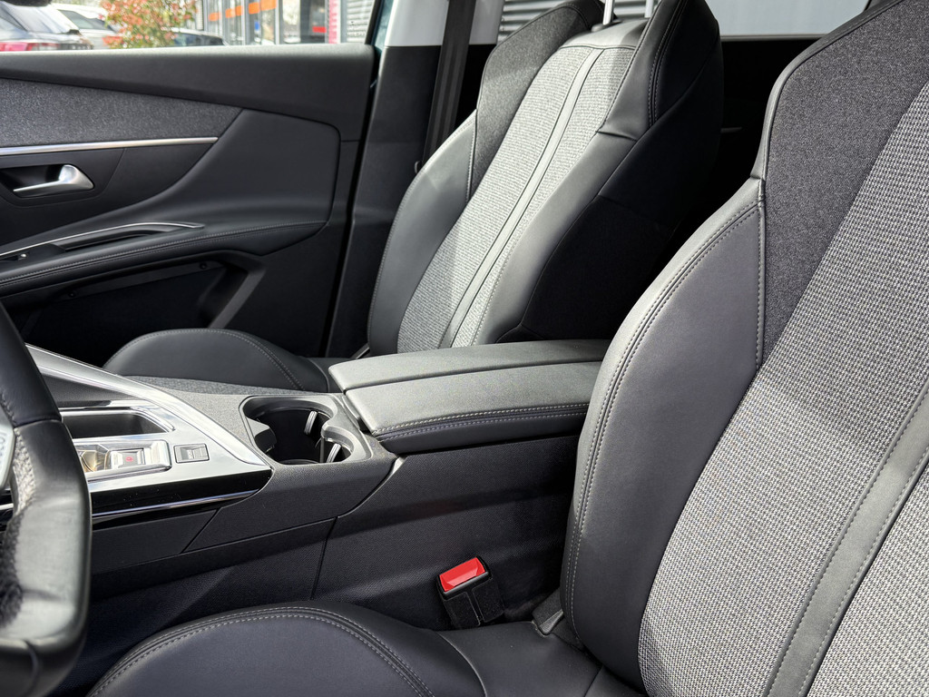 Peugeot 5008 (K767KD) met abonnement