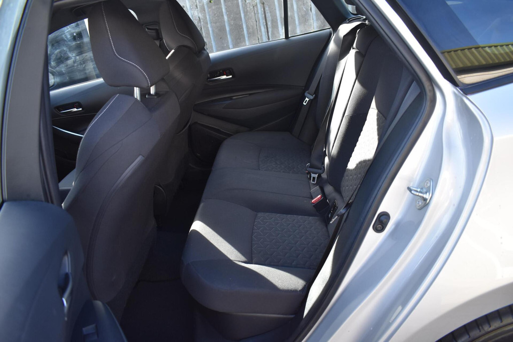 Toyota Corolla Touring Sports (R498KH) met abonnement