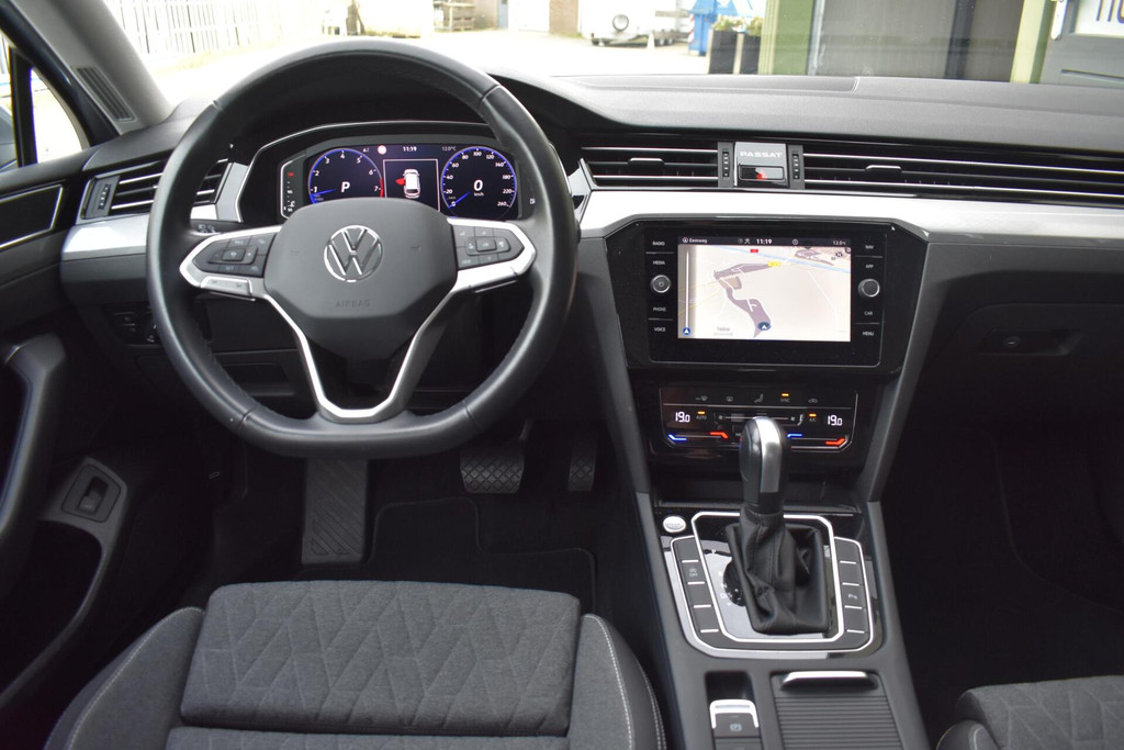 Volkswagen Passat (R688BR) met abonnement