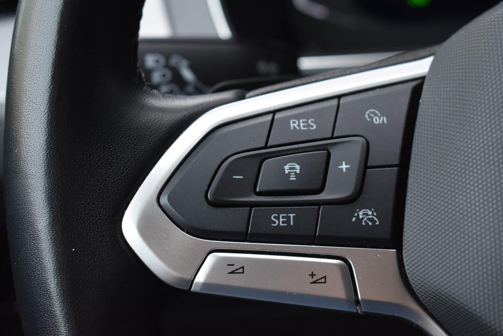 Volkswagen Passat (R688BR) met abonnement