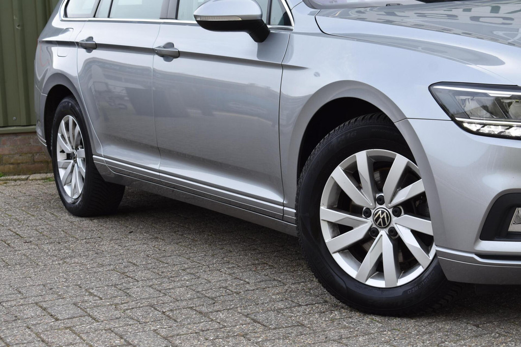 Volkswagen Passat (R688BR) met abonnement